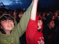 Carmen and Camille during Skillet