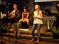 Worship:One worship team